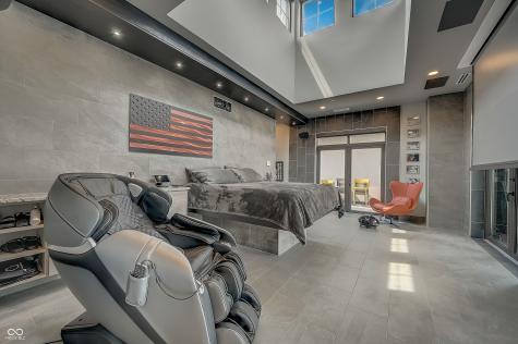 720 S Rangeline Road Carmel IN 46032