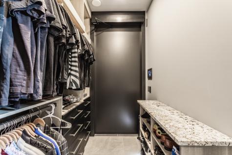 720 S Rangeline Road Carmel IN 46032