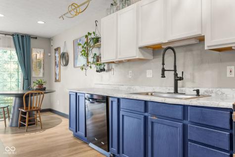 5838 Beacon Cove Way Indianapolis IN 46237