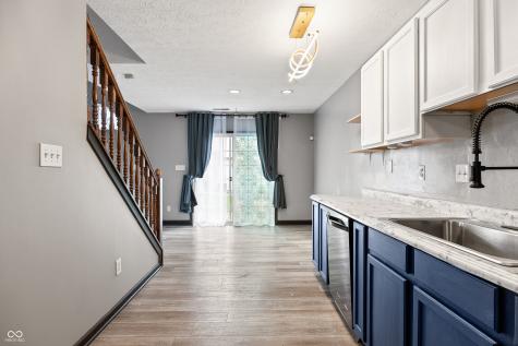 5838 Beacon Cove Way Indianapolis IN 46237