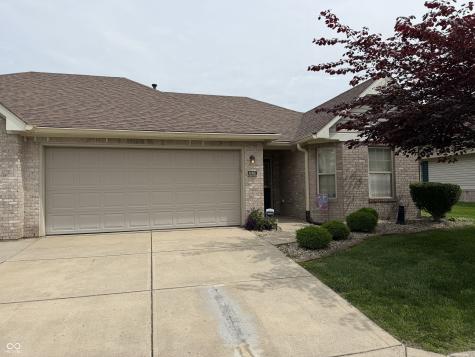 818 Jared Drive Greenwood IN 46143
