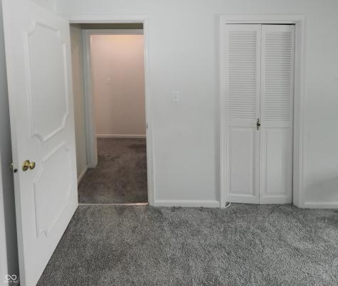 5533 Roxbury Terrace Indianapolis IN 46226