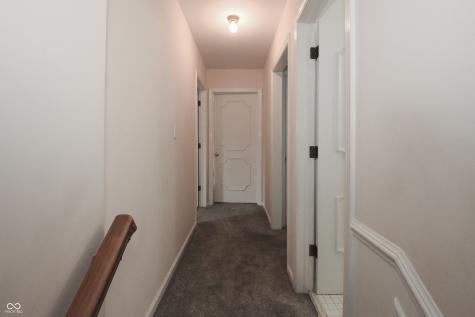 5533 Roxbury Terrace Indianapolis IN 46226