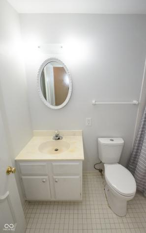 5533 Roxbury Terrace Indianapolis IN 46226