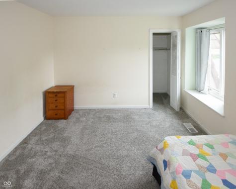 5533 Roxbury Terrace Indianapolis IN 46226