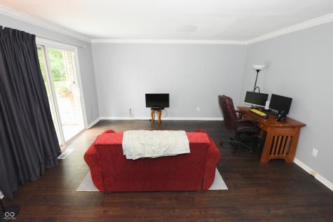 5533 Roxbury Terrace Indianapolis IN 46226