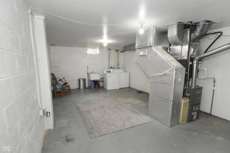 5533 Roxbury Terrace Indianapolis IN 46226