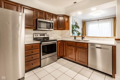 7204 Long Boat Drive Indianapolis IN 46250