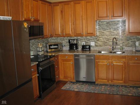555 Dylan Drive Avon IN 46123