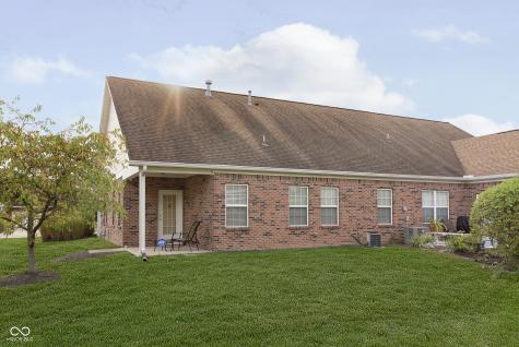 5225 Dunewood Way Avon IN 46123