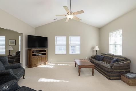 5225 Dunewood Way Avon IN 46123