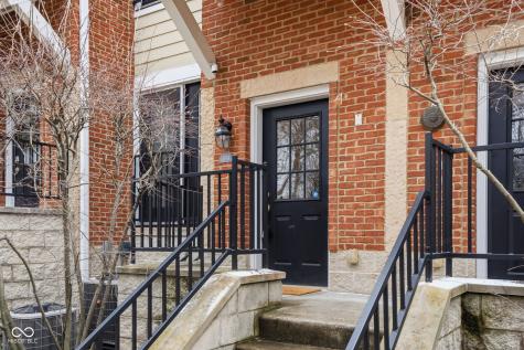 1014 Reserve Way Indianapolis IN 46220