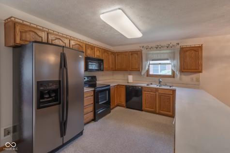 2857 Colony Lake West Drive Plainfield IN 46168