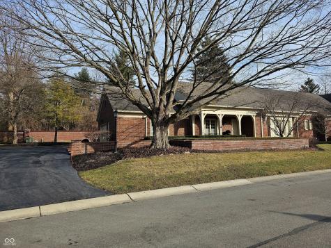 7943 Beaumont Green East Drive Indianapolis IN 46250