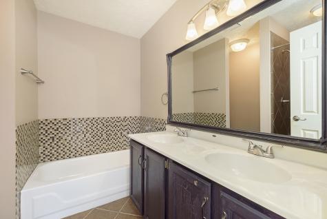 2066 Oak Run Court Indianapolis IN 46260
