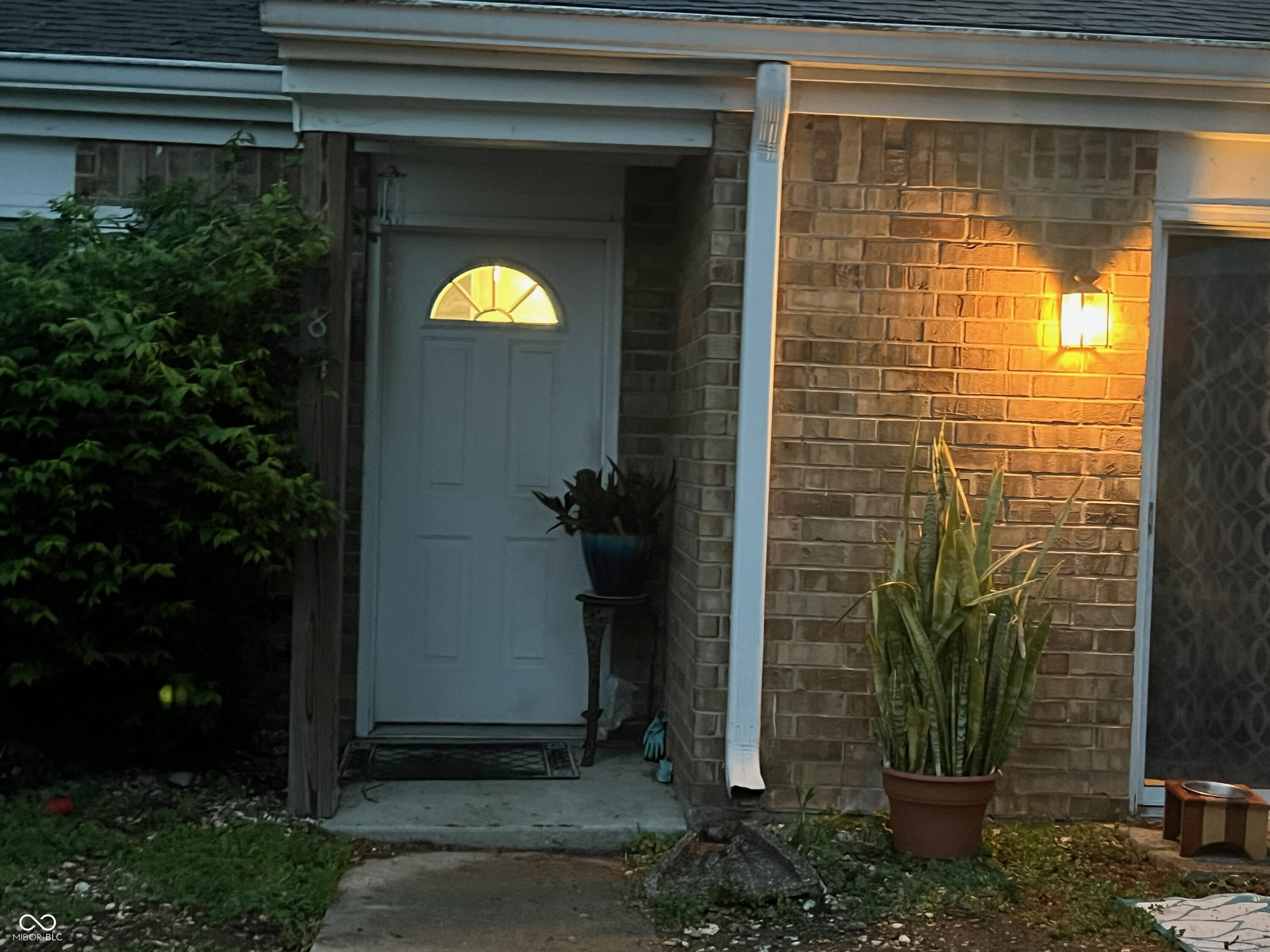 3984 Braddock Road Indianapolis IN 46268