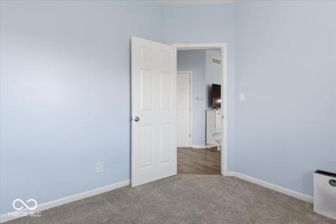 3704 Reflections Drive Indianapolis IN 46214