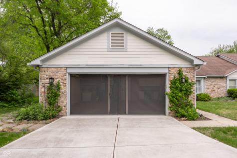 5204 Whipple Wood Court Indianapolis IN 46226