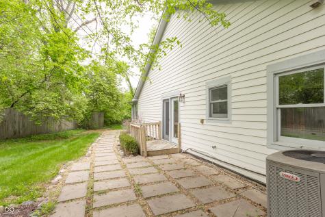 5204 Whipple Wood Court Indianapolis IN 46226