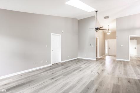 5204 Whipple Wood Court Indianapolis IN 46226