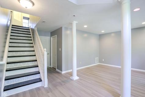 11910 Riley Drive Zionsville IN 46077