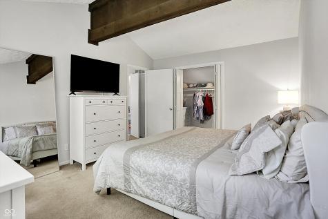 3002 Horse Hill W Drive Indianapolis IN 46214