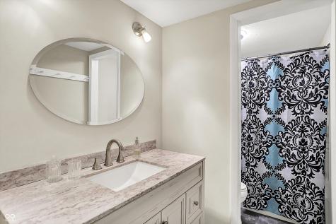 3002 Horse Hill W Drive Indianapolis IN 46214