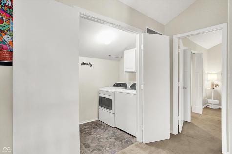3002 Horse Hill W Drive Indianapolis IN 46214