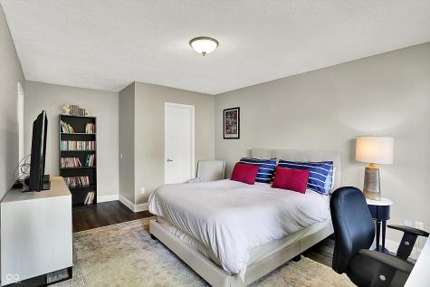 3002 Horse Hill W Drive Indianapolis IN 46214