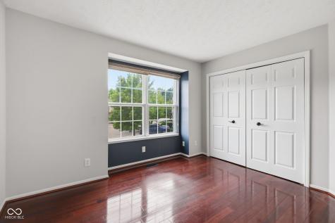 8016 Windham Lake Way Indianapolis IN 46214