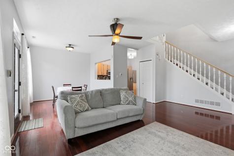 8016 Windham Lake Way Indianapolis IN 46214