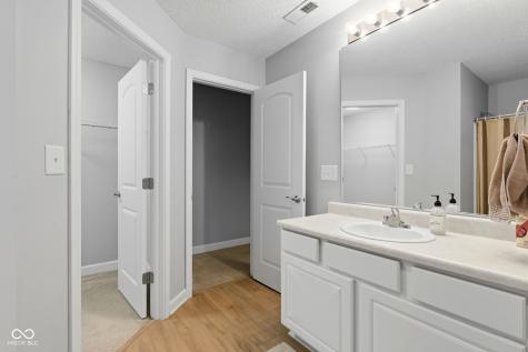 5417 Loggia Way Indianapolis IN 46237