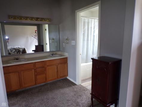 1118 Morning Sun Lane Beech Grove IN 46107