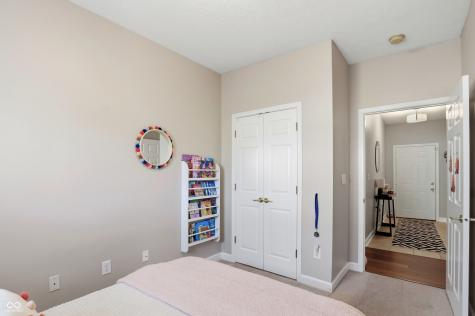 1120 Falcon Ridge Carmel IN 46280