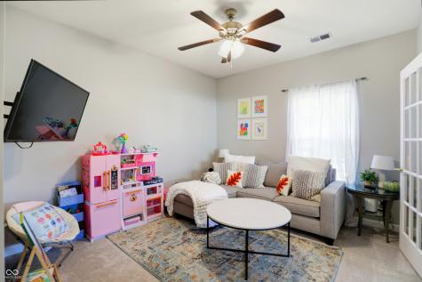1120 Falcon Ridge Carmel IN 46280