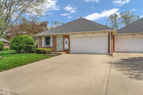1281 E Holiday Lane Brownsburg IN 46112