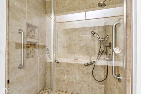 1281 E Holiday Lane Brownsburg IN 46112
