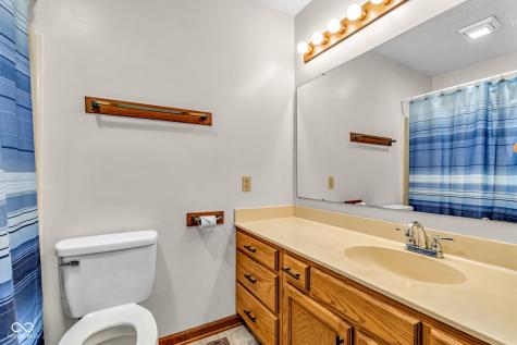 1281 E Holiday Lane Brownsburg IN 46112