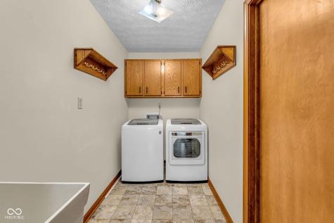 1281 E Holiday Lane Brownsburg IN 46112