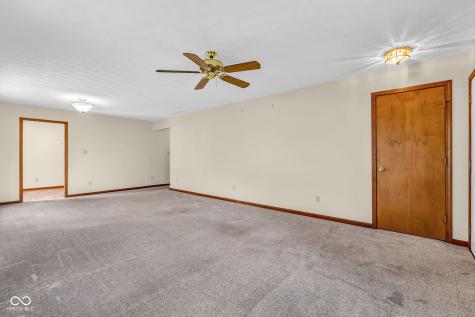 1281 E Holiday Lane Brownsburg IN 46112