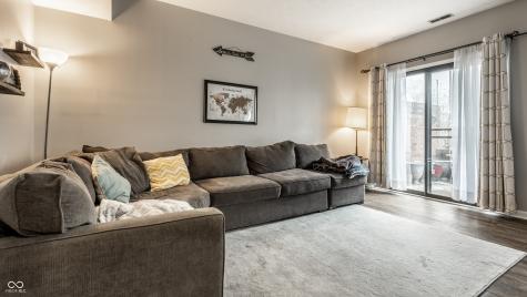9449 Maple Way Indianapolis IN 46268