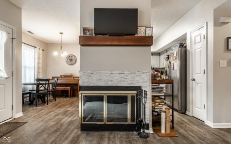 9449 Maple Way Indianapolis IN 46268