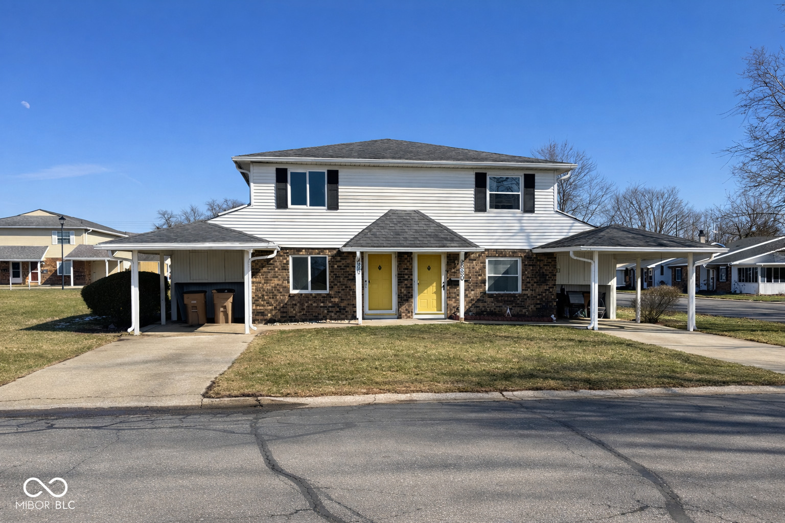 2872 Two Worlds Drive Columbus IN 47201