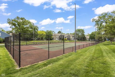 9532 Behner Lane Indianapolis IN 46250