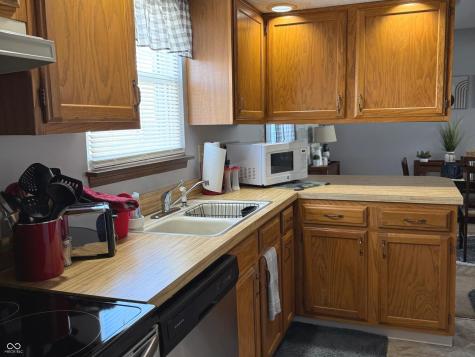 1204 Paradise Way N Greenwood IN 46143