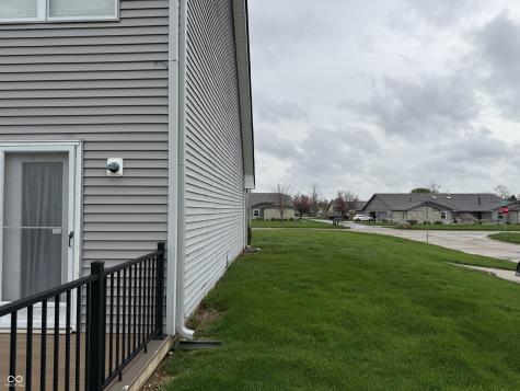 1204 Paradise Way N Greenwood IN 46143