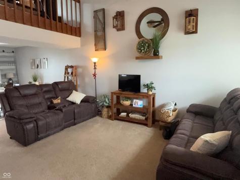 1204 Paradise Way N Greenwood IN 46143