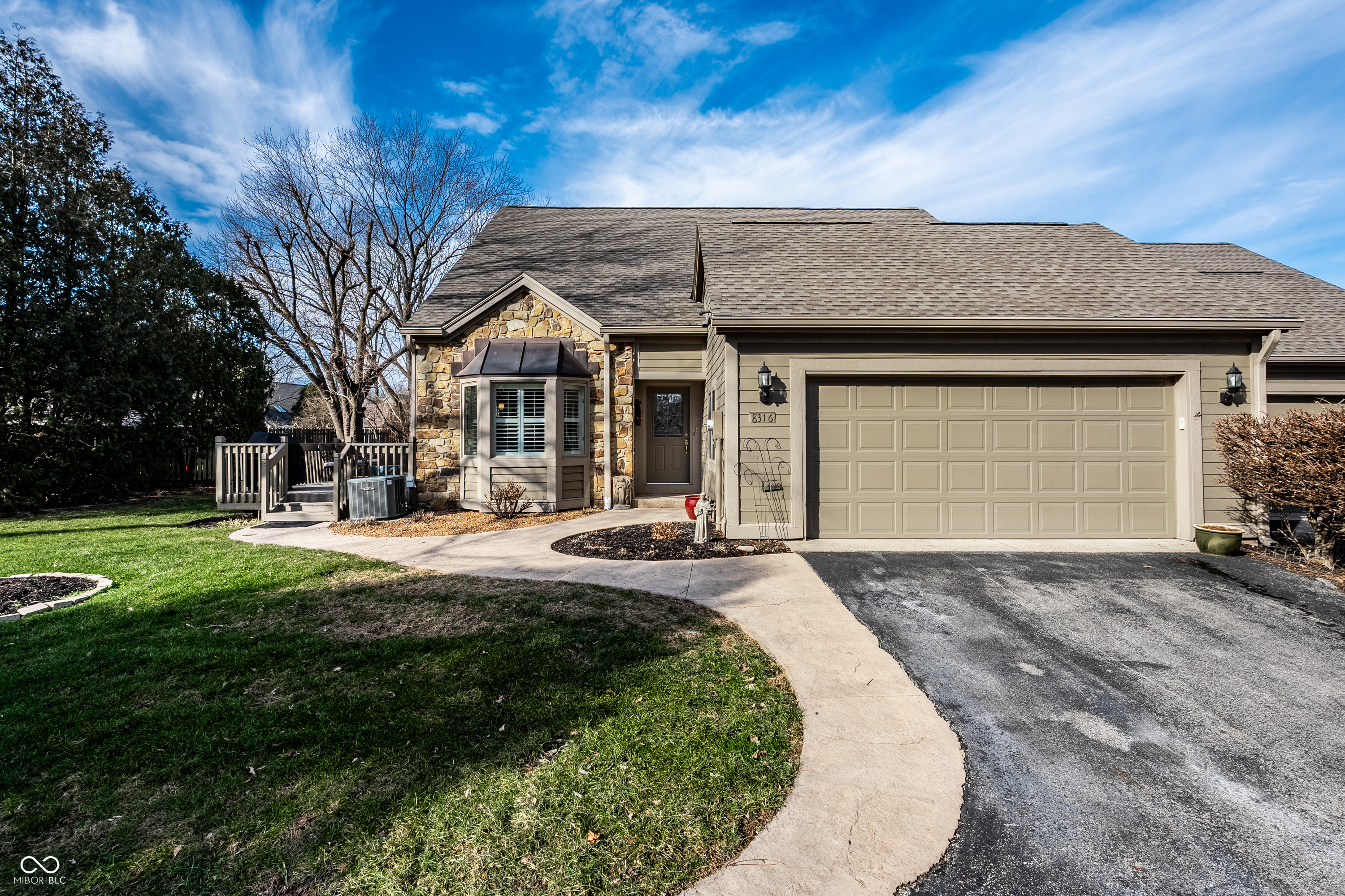 8316 Seabridge Way Indianapolis IN 46240