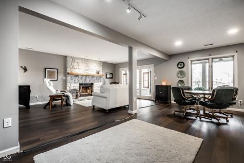 8316 Seabridge Way Indianapolis IN 46240