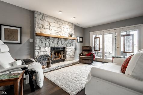 8316 Seabridge Way Indianapolis IN 46240